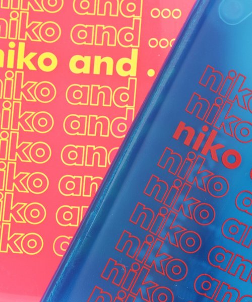 niko and...(ニコアンド)の「オリジナルニコロゴカードホルダー(カードケース・レディース・セージグリーン/ピンク/ブルー/レッド/イエロー・0)」の11枚目の写真