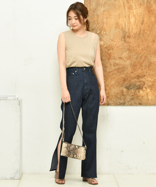DouDou(ドゥドゥ)の「デコルテカットソー(Tシャツ/カットソー・レディース・チャコールグレー/ベージュ/グリーン/バイオレット・FREE)」の16枚目の写真