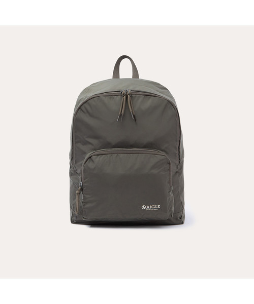 AIGLE（エーグル）の「パッカエアバックパック（バックパック/リュック・メンズ・マジェンタ/ダークネイビー/カーキ・FREE）」の2枚目の写真