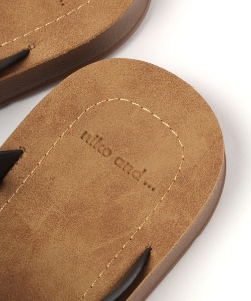 niko and...（ニコアンド）の「オリジナルアシンメトリーサンダル（サンダル・レディース・グレー/レッド/ライトブルー/ブラック・LARGE/SMALL/MEDIUM）」の13枚目の写真