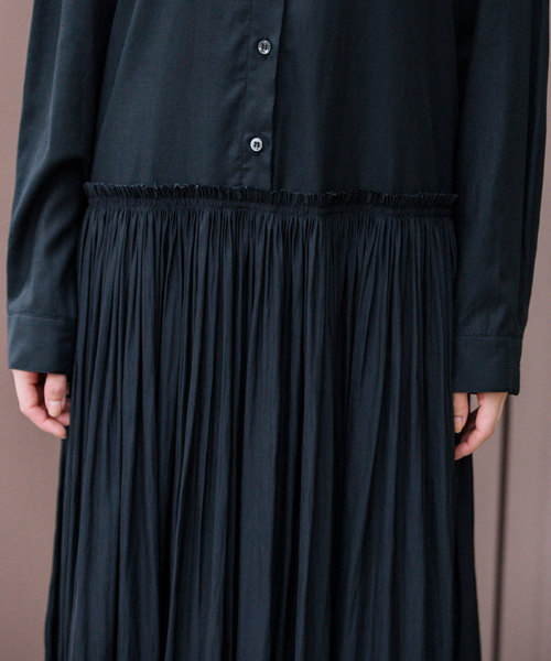 Munich（ミューニック）の「リヨセルコットンブロード＆デシンドッキングシャツワンピース（シャツワンピース・レディース・ホワイト/ブラック/ネイビー/カーキ・FREE）」の9枚目の写真