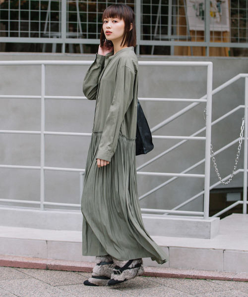 Munich（ミューニック）の「リヨセルコットンブロード＆デシンドッキングシャツワンピース（シャツワンピース・レディース・ホワイト/ブラック/ネイビー/カーキ・FREE）」の14枚目の写真