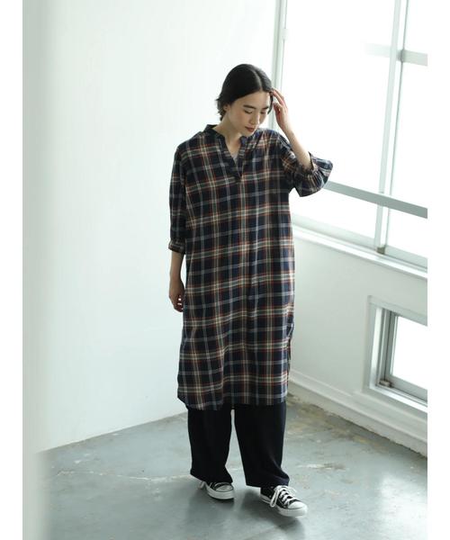 AMERICAN HOLIC（アメリカンホリック）の「とろみタックワイドパンツ＊（その他パンツ・レディース・チャコールグレー/ネイビー/ブラウン/モカ/ベージュ系その他/ブルー系その他/ドット/ベージュ系その他3・L/M）」の17枚目の写真