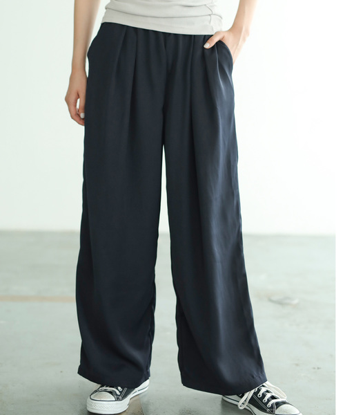 AMERICAN HOLIC（アメリカンホリック）の「とろみタックワイドパンツ＊（その他パンツ・レディース・チャコールグレー/ネイビー/ブラウン/モカ/ベージュ系その他/ブルー系その他/ドット/ベージュ系その他3・L/M）」の6枚目の写真