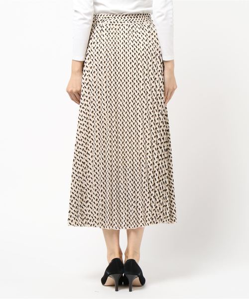 KOBE LETTUCE（コウベレタス）の「アコーディオンロング丈プリーツスカート（スカート・レディース・オリーブ/オレンジ/アイボリー・FREE）」の5枚目の写真