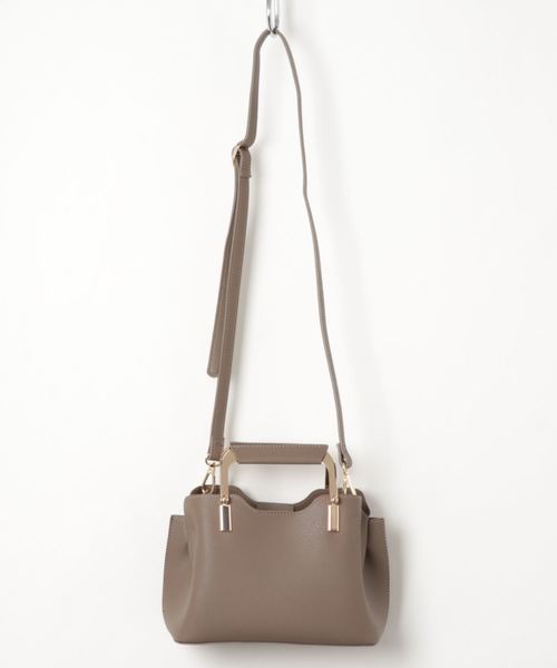 DouDou（ドゥドゥ）の「【SS】GOLDパーツトートバッグ（ショルダーバッグ・レディース・ベージュ/グレー・FREE）」の2枚目の写真