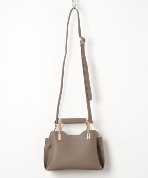 DouDou（ドゥドゥ）の「【SS】GOLDパーツトートバッグ（ショルダーバッグ・レディース・ベージュ/グレー・FREE）」の4枚目の写真