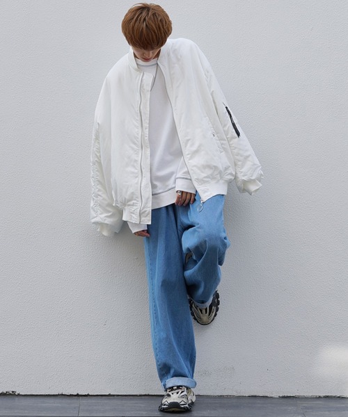 anown(アノン)の「ドルマンスリーブステッチ配色ビッグ裏毛スウェット【ファッションインフルエンサー tai×anown 限定コラボ】(スウェット・メンズ・ホワイト/ブラック/モカ/ブルー系その他/グリーン系その他/ラベンダー/ネイビー・M/L/XL)」の18枚目の写真