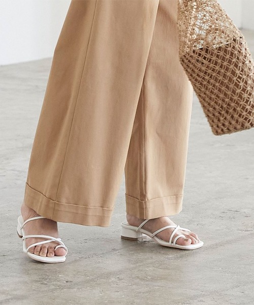 titivate(ティティベイト)の「シンプルストラップミュールサンダル(サンダル・レディース・ブラック/ライトベージュ/ホワイト/ブルー・L/M/LL/S)」の17枚目の写真