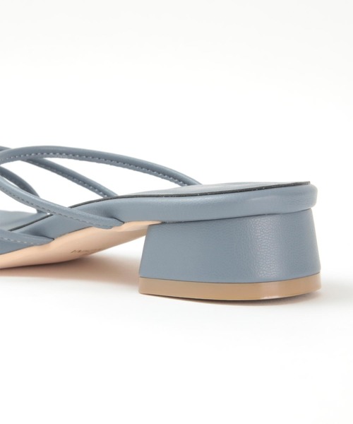 titivate(ティティベイト)の「シンプルストラップミュールサンダル(サンダル・レディース・ブラック/ライトベージュ/ホワイト/ブルー・L/M/LL/S)」の13枚目の写真