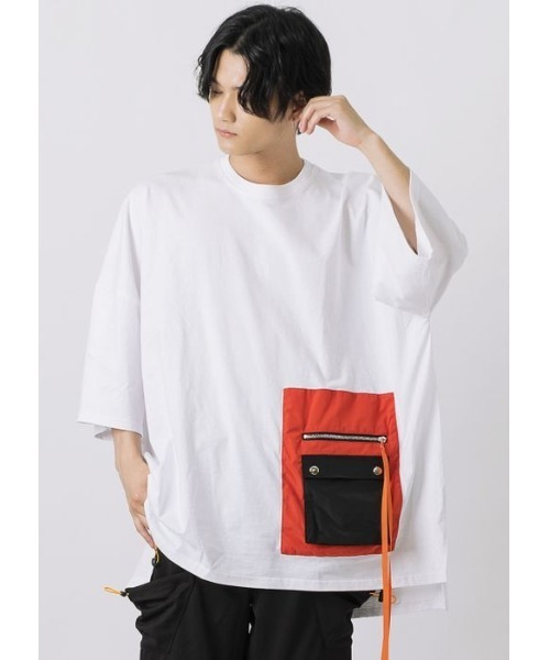 RE730(アールイーセブンサーティー)の「【RE730】ポケット付きモンスターシルエットTシャツ スーパービッグシルエット(Tシャツ/カットソー・メンズ・オフホワイト/ブラック/イエロー・MEDIUM/LARGE)」の2枚目の写真