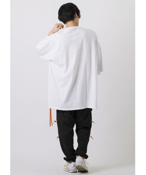 RE730(アールイーセブンサーティー)の「【RE730】ポケット付きモンスターシルエットTシャツ スーパービッグシルエット(Tシャツ/カットソー・メンズ・オフホワイト/ブラック/イエロー・MEDIUM/LARGE)」の7枚目の写真