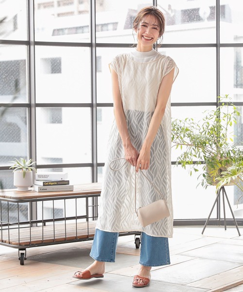 KOBE LETTUCE(コウベレタス)の「シアージャガードフレンチスリーブ2wayワンピース(ワンピース・レディース・アイボリー/ブラック・FREE)」の10枚目の写真