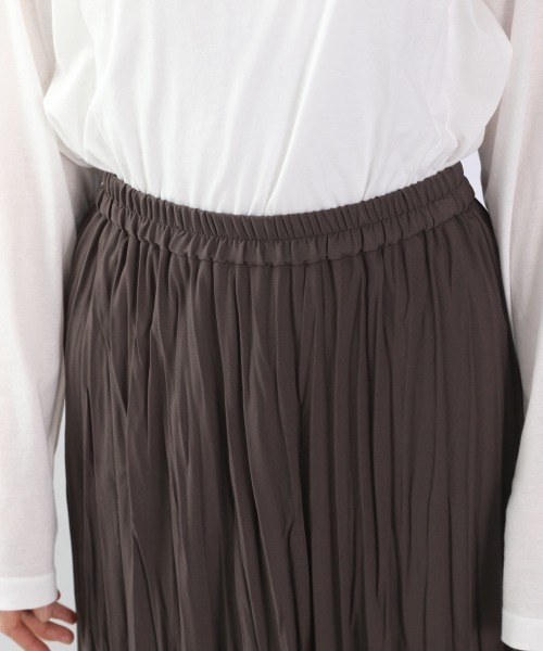 LOWRYS FARM(ローリーズファーム)の「ワッシャープリーツスカート 932711(スカート・レディース・アイボリー/チャコールグレー/ライトグレー/イエロー/ドット/グリーン・FREE)」の10枚目の写真