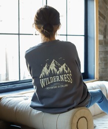 マウンテンバックプリントスウェット