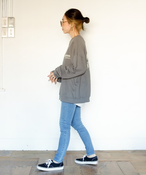 Auntie Rosa Holiday（アンティローザホリデー）の「マウンテンバックプリントスウェット（スウェット・レディース・チャコールグレー/ライトグレー/ナチュラル・FREE）」の4枚目の写真