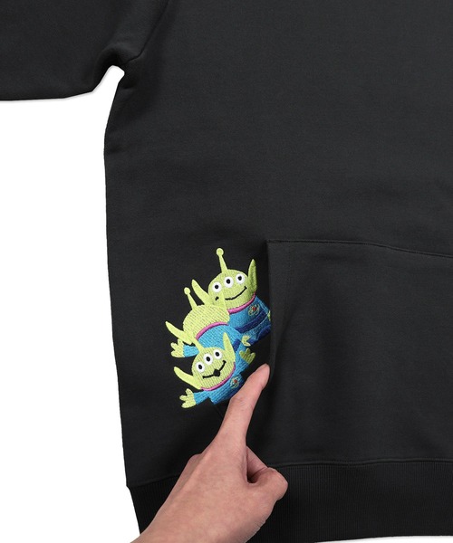 ARAKI エイリアンプリント スウェット ARAKI エイリアンプリント