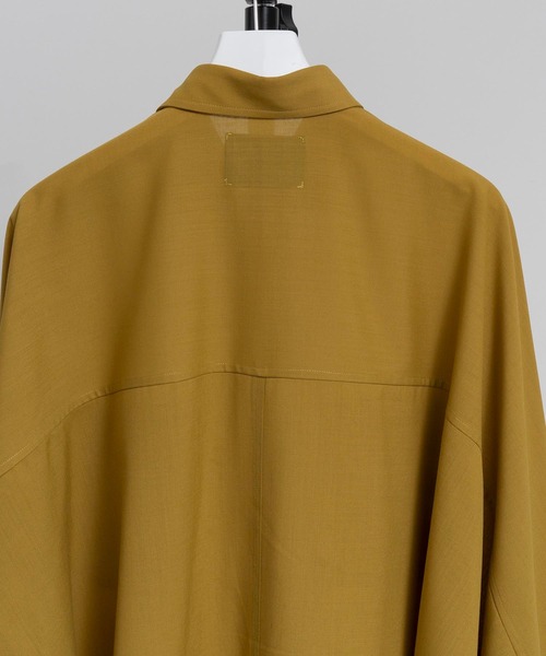 MAISON SPECIAL（メゾンスペシャル）の「《ユニセックスアイテム》マルチファブリックプライムオーバードルマンシャツ 【MAISON SPECIAL/メゾンスペシャル】（シャツ/ブラウス・メンズ・ホワイト/ブラック/イエロー・44/46）」の6枚目の写真