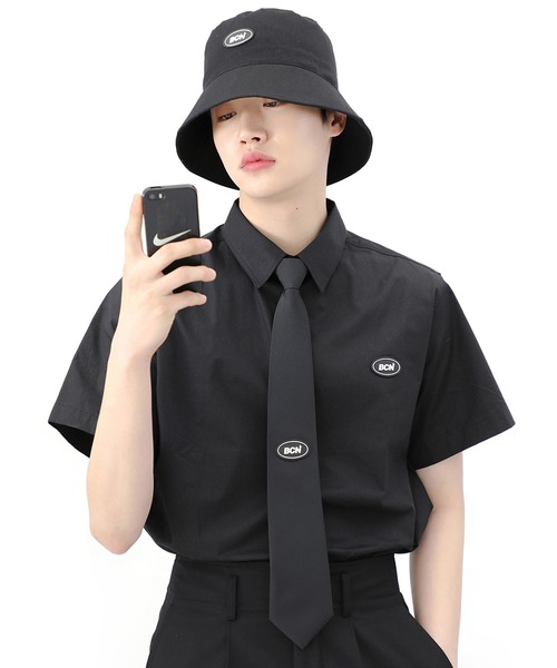 BASIC COTTON（ベーシックコットン）の「『BASIC COTTON/ベーシックコットン』BCN logo half shirt/ロゴハーフシャツ（シャツ/ブラウス・レディース・ホワイト/ブラック・FREE）」の6枚目の写真