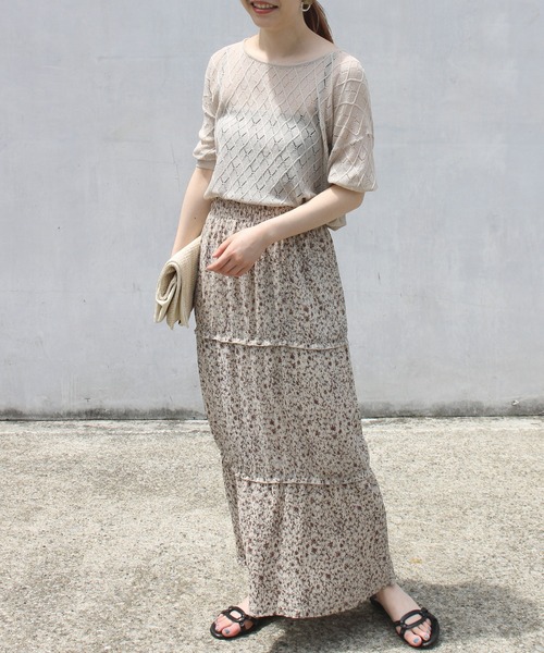 LAVEANGE(ラビアンジェ)の「透かし編みニットプルオーバー(ニット/セーター・レディース・ブラック/アイボリー/ボルドー・M)」の4枚目の写真