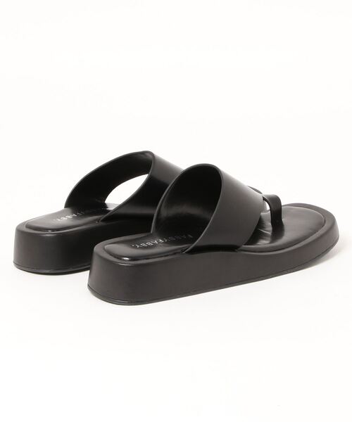 Fabby fabby（ファビィーファビィー）の「トング厚底フラットサンダル（サンダル・レディース・ホワイト/ベージュ/ブラック・MEDIUM/SS/LARGE/SMALL）」の13枚目の写真