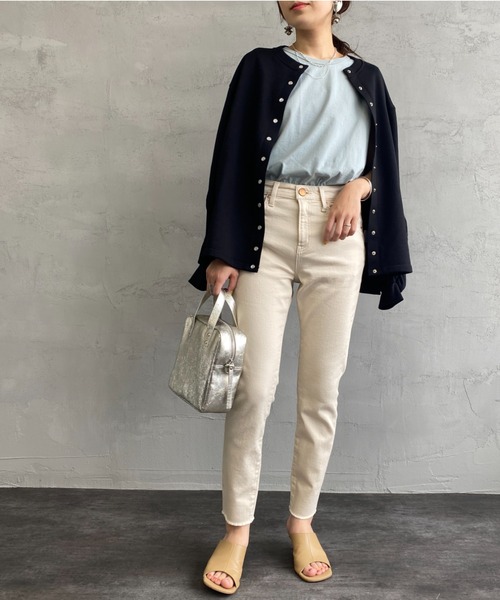 RED CARD TOKYO（レッドカード）の「[RED CARD/レッドカード] ETERNITY ハイウエストスリムテーパード ホワイトデニムパンツ（デニムパンツ・レディース・アイボリー・23/24/25/26/22）」の5枚目の写真