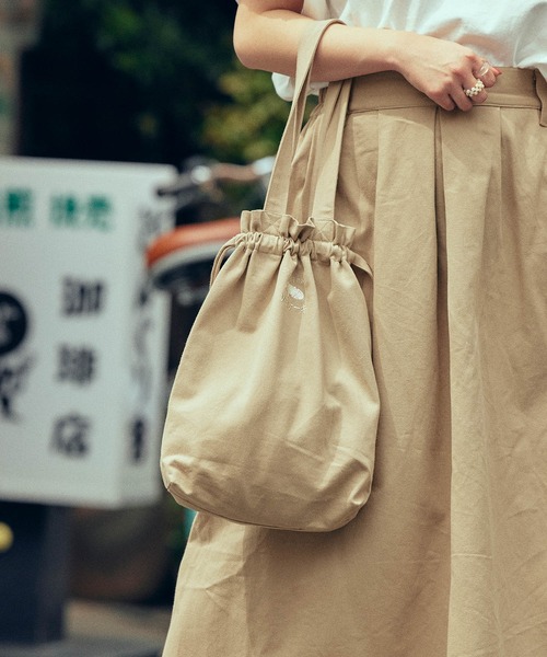 セール】【timecapsule】「レモンケーキ」刺繍入り巾着トートバッグ