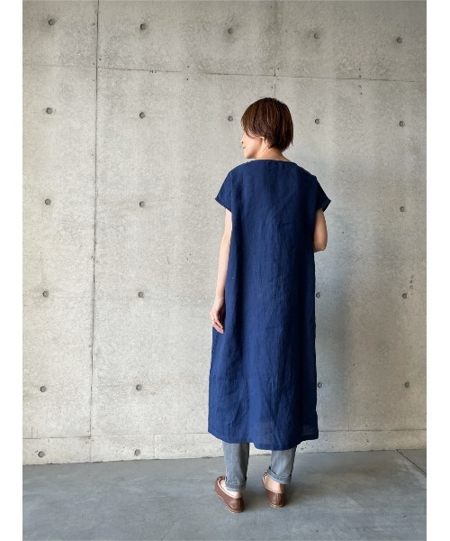 BEARDSLEY（ビアズリー）の「釦ホール刺繍ワンピース（ワンピース・レディース・ブラック/ネイビー・FREE）」の3枚目の写真