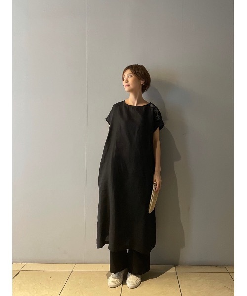 BEARDSLEY（ビアズリー）の「釦ホール刺繍ワンピース（ワンピース・レディース・ブラック/ネイビー・FREE）」の8枚目の写真