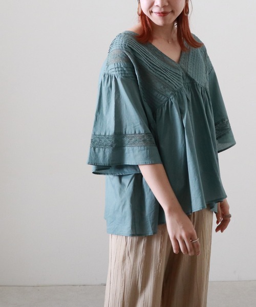 Cheek(チーク)の「レース使いブラウス(シャツ/ブラウス・レディース・オフホワイト/グリーン/ラベンダー・MEDIUM)」の12枚目の写真