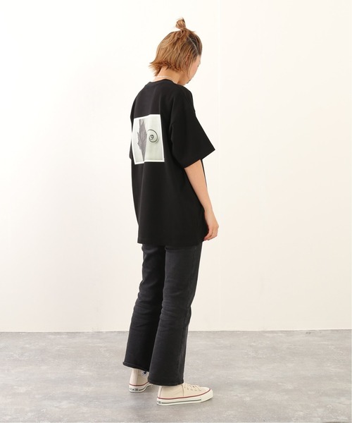 JOURNAL STANDARD relume（ジャーナルスタンダード　レリューム）の「【Karl Blossfeldt/カール・ブロスフェルト】フォト Tシャツ（Tシャツ/カットソー・メンズ・ホワイト/ブラック/グレー/ブラック系その他・SMALL/MEDIUM/LARGE）」の10枚目の写真