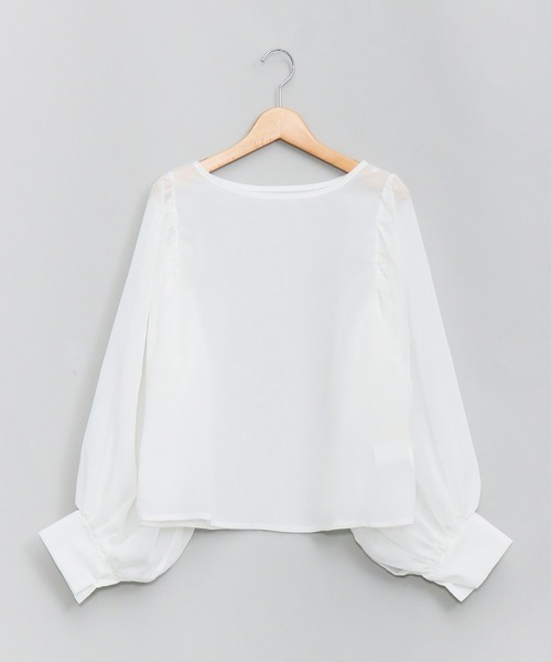 AS KNOW AS de base(アズノゥアズドゥバズ)の「ギャザってシアー感ブラウス(シャツ/ブラウス・レディース・ブラック/パープル/オフホワイト/ライトベージュ・FREE)」の2枚目の写真