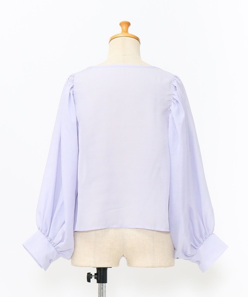 AS KNOW AS de base(アズノゥアズドゥバズ)の「ギャザってシアー感ブラウス(シャツ/ブラウス・レディース・ブラック/パープル/オフホワイト/ライトベージュ・FREE)」の12枚目の写真