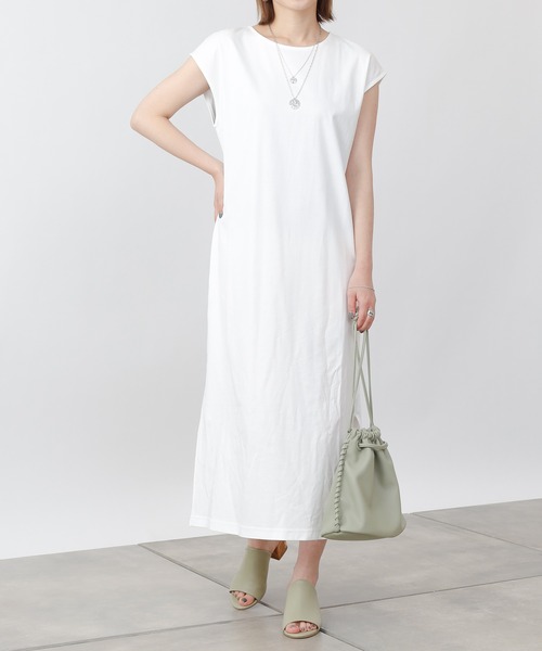 COLONY 2139（コロニートゥーワンスリーナイン）の「《抗菌・防臭》【SMART COLLECTION】抗菌スマートサイドスリットノースリーブワンピース（ワンピース・レディース・ブラック/オフホワイト・LARGE/MEDIUM）」の22枚目の写真