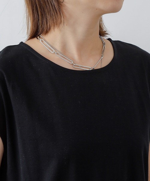 COLONY 2139（コロニートゥーワンスリーナイン）の「《抗菌・防臭》【SMART COLLECTION】抗菌スマートサイドスリットノースリーブワンピース（ワンピース・レディース・ブラック/オフホワイト・LARGE/MEDIUM）」の9枚目の写真