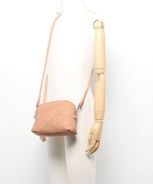 DRAGON（ドラゴン）の「【DRAGON DIFFUSION/ドラゴンディフュージョン】メッシュ レザー　ショルダーバッグ ポシェット　FELLINI POCNETR（ショルダーバッグ・メンズ・ナチュラル・ONE SIZE）」の5枚目の写真