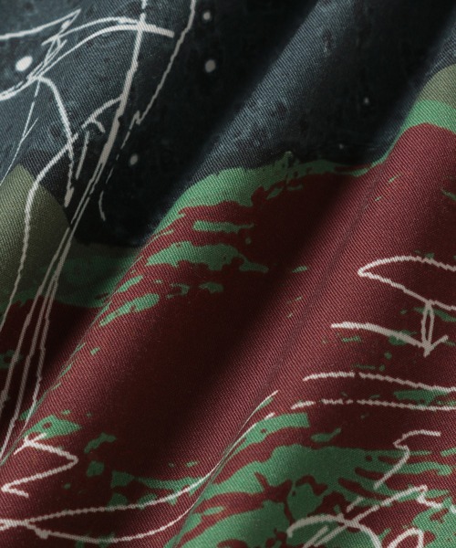 Saturdays NYC(サタデーズ ニューヨークシティ )の「The Great Outdoors Printed Canty SS Shirt(シャツ/ブラウス・メンズ・ブラック/イエロー・L/M/S/XL/X-SMALL)」の10枚目の写真