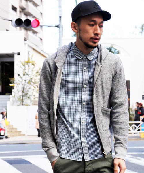 MR.OLIVE（ミスターオリーブ）の「12/1 RAFFY URAKE / SEPARATE POCKET ZIP UP HOODY（パーカー・メンズ・ホワイト/ブラック/グレー/グレー系その他・MEDIUM/SMALL/LARGE）」の17枚目の写真