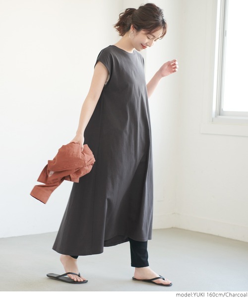 coca(coca)(コカ)の「USAコットン バックタックワンピース(ワンピース・レディース・チャコールグレー/カーキ・ONE SIZE)」の16枚目の写真