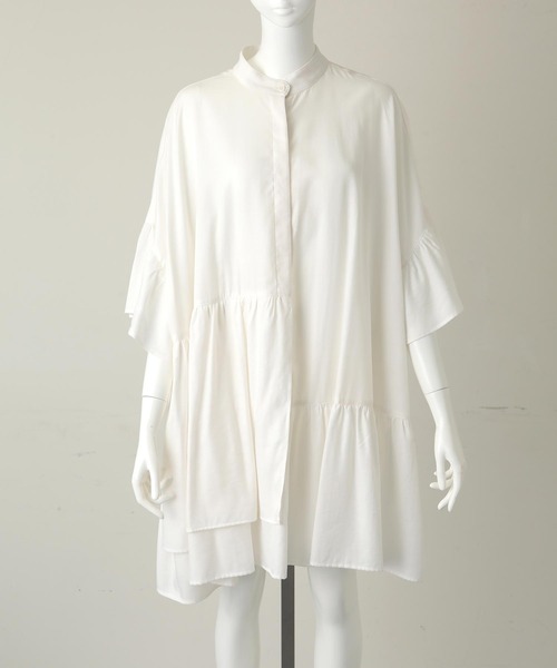 MILKFED.（ミルクフェド）の「ASYMMETRIC HEM TUNIC（シャツ/ブラウス・レディース・ホワイト/ライトグレー/ブラック/ライトピンク・ONE SIZE）」の5枚目の写真