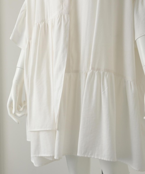 MILKFED.（ミルクフェド）の「ASYMMETRIC HEM TUNIC（シャツ/ブラウス・レディース・ホワイト/ライトグレー/ブラック/ライトピンク・ONE SIZE）」の10枚目の写真