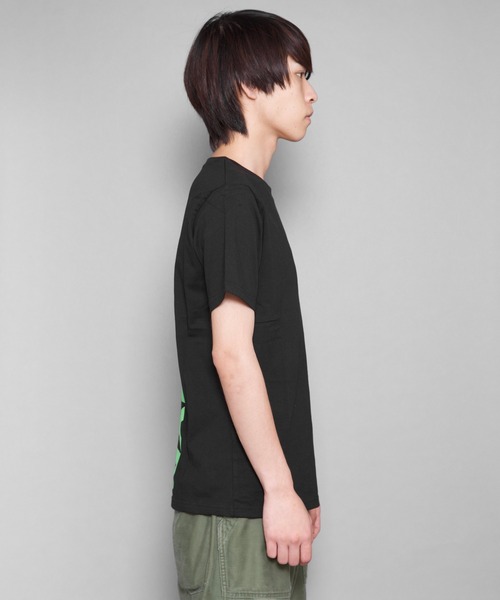 CERCA（チェルカ）の「RM/クルーネックTシャツ（Tシャツ/カットソー・メンズ・ホワイト系その他/ブラック系その他・X-LARGE/MEDIUM/LARGE）」の8枚目の写真