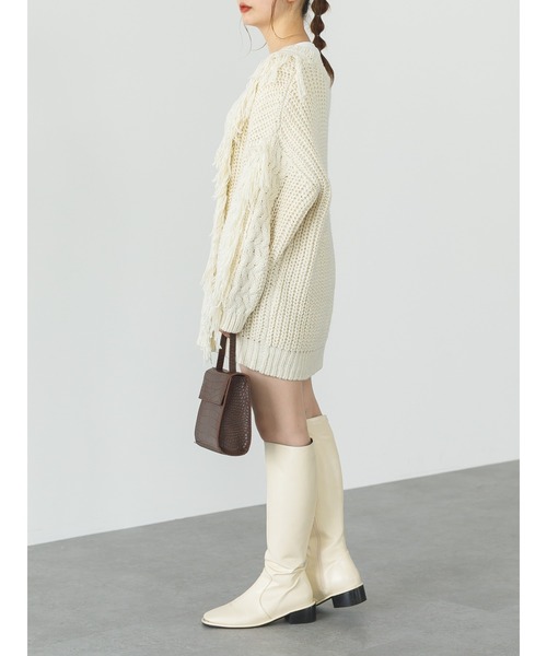 SLURR（スラ―）の「フリンジケーブルニットチュニック（ニット/セーター・レディース・オフホワイト/クリーム/グレイッシュベージュ・FREE）」の5枚目の写真