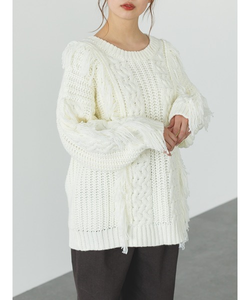 SLURR（スラ―）の「フリンジケーブルニットチュニック（ニット/セーター・レディース・オフホワイト/クリーム/グレイッシュベージュ・FREE）」の8枚目の写真