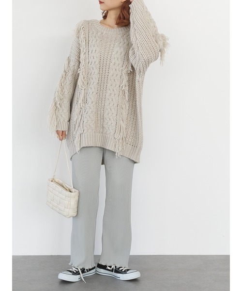 SLURR（スラ―）の「フリンジケーブルニットチュニック（ニット/セーター・レディース・オフホワイト/クリーム/グレイッシュベージュ・FREE）」の14枚目の写真
