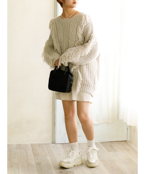 SLURR（スラ―）の「フリンジケーブルニットチュニック（ニット/セーター・レディース・オフホワイト/クリーム/グレイッシュベージュ・FREE）」の19枚目の写真