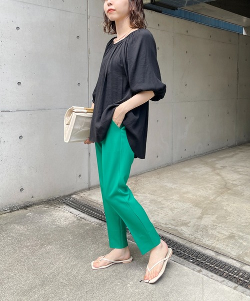CAPRICIEUX LE'MAGE（カプリシューレマージュ）の「後ろUネックチュニックブラウス（シャツ/ブラウス・レディース・ブラック/ホワイト/グリーン・FREE）」の15枚目の写真