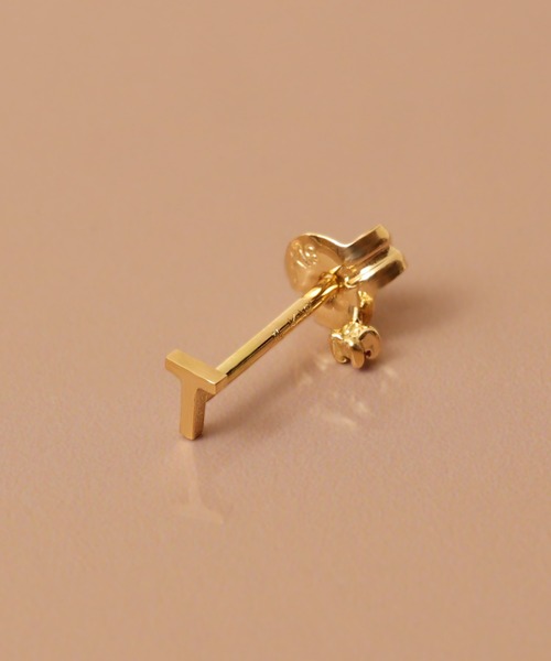alphabet jewelry ピアス