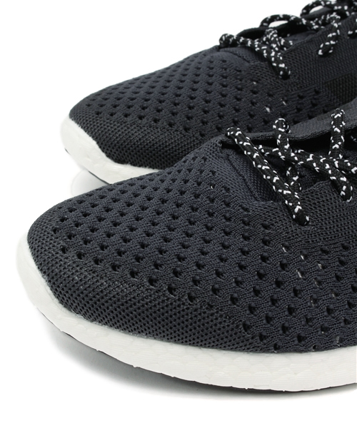 adidas(アディダス)の「ユニセックス アディダス コンソーシアム プライムニット ブースト adidas Primeknit Pure BOOST 2014(スニーカー・メンズ・グレー/ブラック・26.5cm/25.5cm/24.5cm/27.5cm)」の6枚目の写真