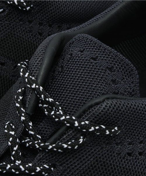 adidas(アディダス)の「ユニセックス アディダス コンソーシアム プライムニット ブースト adidas Primeknit Pure BOOST 2014(スニーカー・メンズ・グレー/ブラック・26.5cm/25.5cm/24.5cm/27.5cm)」の7枚目の写真